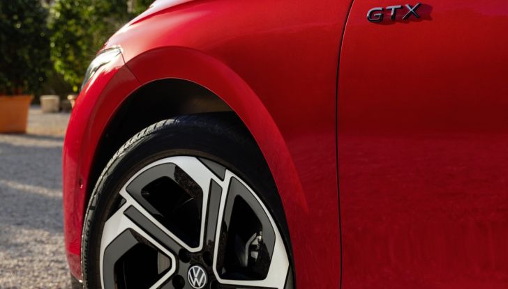 Volkswagen ID.3 GTX e ID.7 GTX Tourer: debuttano le due nuove sportive elettriche - Foto 48 di 85