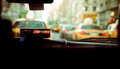 Differenze tra Autista NCC e Autista di Taxi: cosa sapere prima di scegliere
