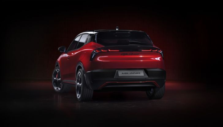 Alfa Romeo Milano cambia nome: ecco come si chiamerà - Foto 4 di 48