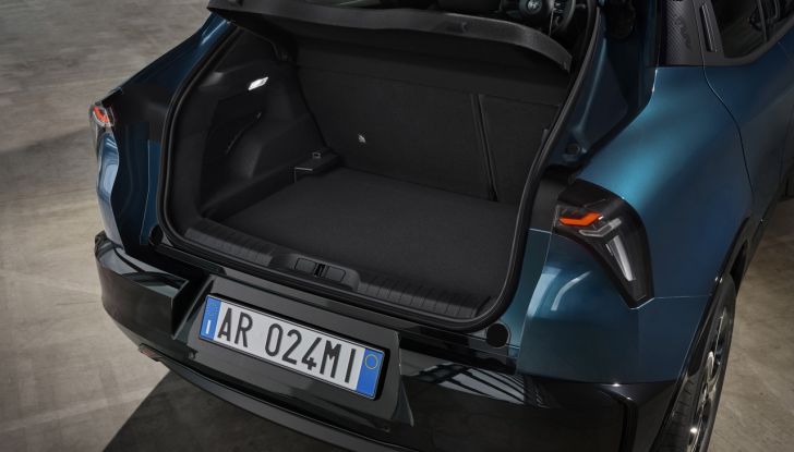 Alfa Romeo Milano cambia nome: ecco come si chiamerà - Foto 39 di 48