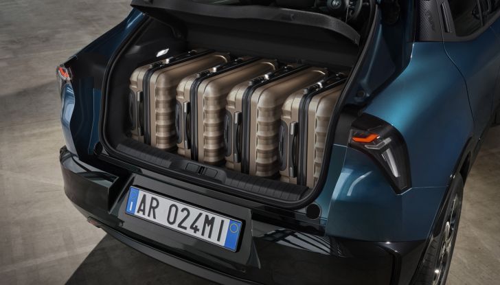 Alfa Romeo Milano cambia nome: ecco come si chiamerà - Foto 40 di 48