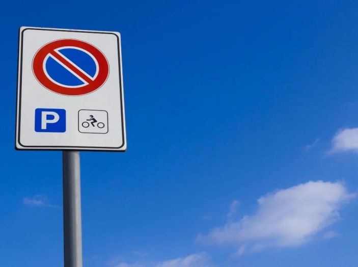 Cartelli Di Divieto - Esami Di Guida In Italia - Foto 7