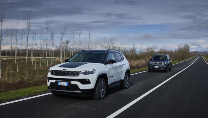 Jeep Compass e Renegade e-Hybrid 2024: caratteristiche, design, abitacolo e motore - Foto 5 di 38