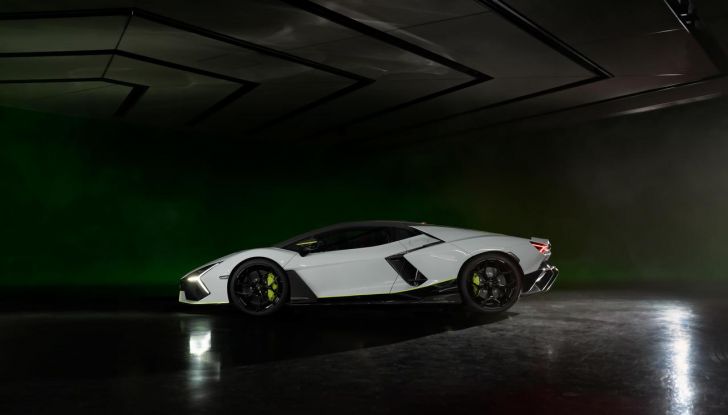 Lamborghini Revuelto Arena