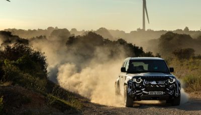 Land Rover Defender Octa: debutto confermato per il 3 luglio