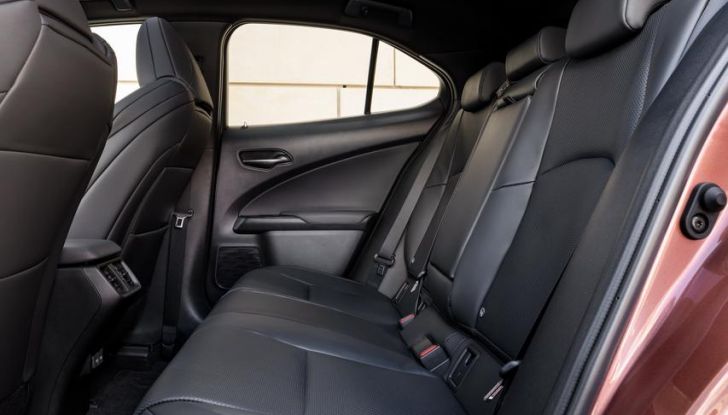 Lexus UX 300h: il crossover si aggiorna con l’arrivo del model year 2024 - Foto 124 di 136