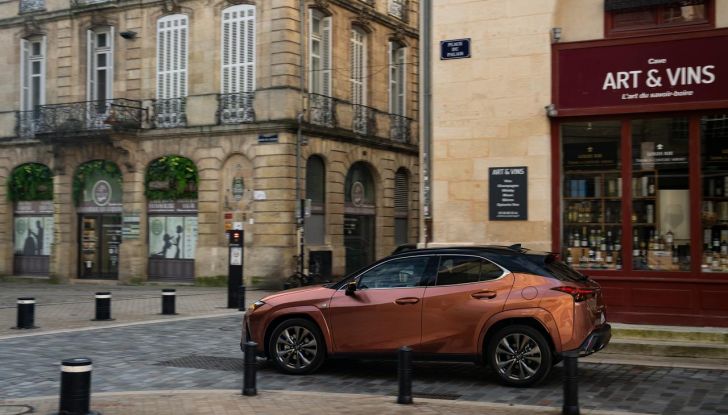 Lexus UX 300h: il crossover si aggiorna con l’arrivo del model year 2024 - Foto 98 di 136