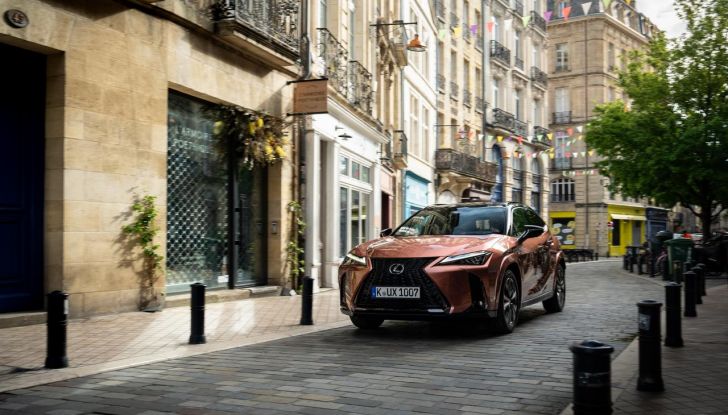 Lexus UX 300h: il crossover si aggiorna con l’arrivo del model year 2024 - Foto 100 di 136