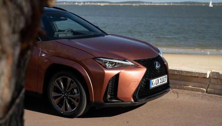 Lexus UX 300h: il crossover si aggiorna con l’arrivo del model year 2024 - Foto 133 di 136