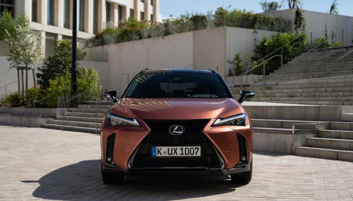 Lexus UX 300h: il crossover si aggiorna con l’arrivo del model year 2024 - Foto 57 di 136