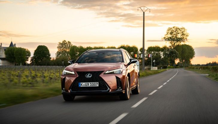Lexus UX 300h: il crossover si aggiorna con l’arrivo del model year 2024 - Foto 76 di 136