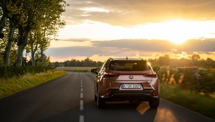 Lexus UX 300h: il crossover si aggiorna con l’arrivo del model year 2024 - Foto 80 di 136