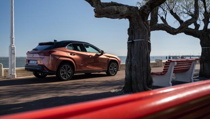 Lexus UX 300h: il crossover si aggiorna con l’arrivo del model year 2024 - Foto 102 di 136