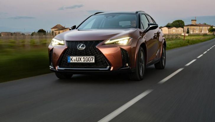 Lexus UX 300h: il crossover si aggiorna con l’arrivo del model year 2024 - Foto 89 di 136