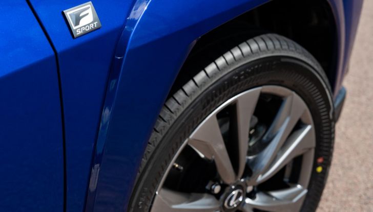 Lexus UX 300h: il crossover si aggiorna con l’arrivo del model year 2024 - Foto 48 di 136