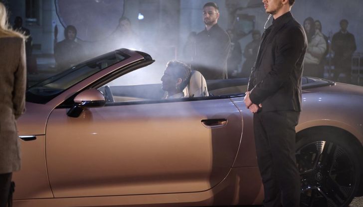 Maserati GranCabrio Folgore: caratteristiche, design, abitacolo, motore, prestazioni e autonomia - Foto 56 di 61