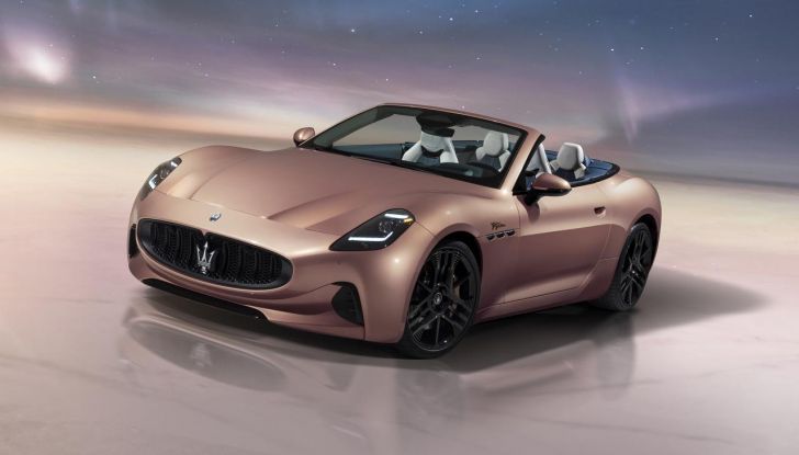 Maserati GranCabrio Folgore: caratteristiche, design, abitacolo, motore, prestazioni e autonomia - Foto 55 di 61