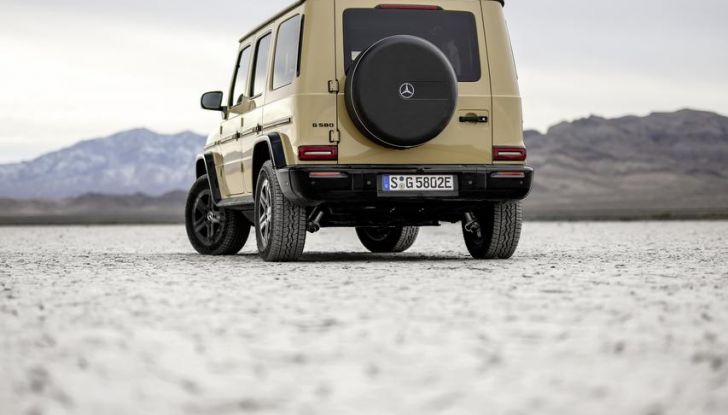 Mercedes Classe G elettrico: caratteristiche, design, abitacolo, motori, autonomia e prezzi - Foto 57 di 120