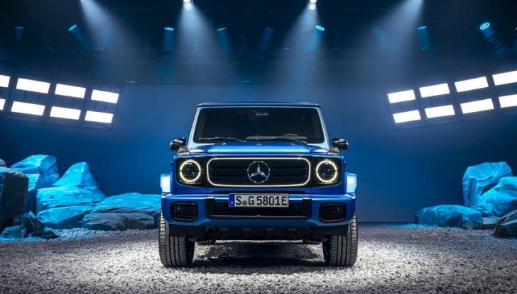 Mercedes Classe G elettrico: caratteristiche, design, abitacolo, motori, autonomia e prezzi - Foto 68 di 120