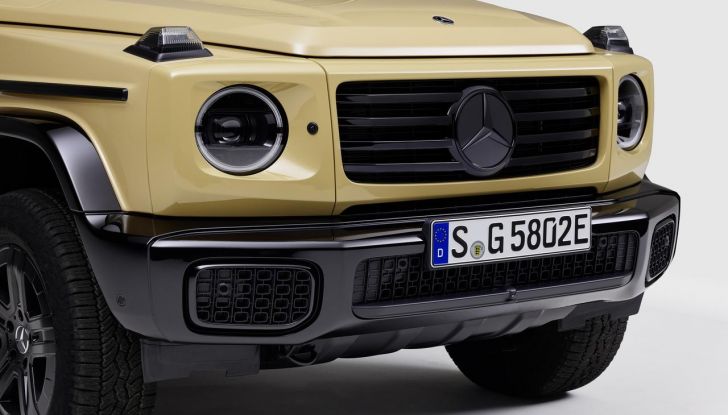 Mercedes Classe G elettrico: caratteristiche, design, abitacolo, motori, autonomia e prezzi - Foto 113 di 120