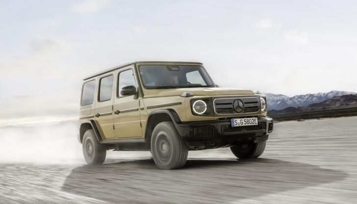 Mercedes Classe G elettrico: caratteristiche, design, abitacolo, motori, autonomia e prezzi - Foto 47 di 120