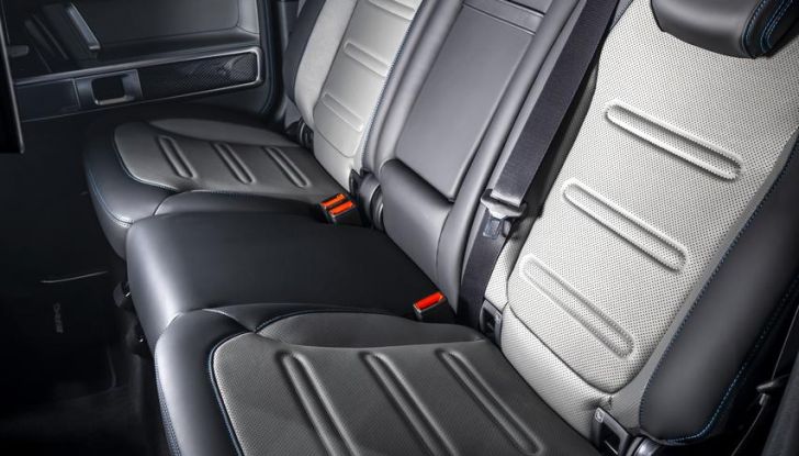 Mercedes Classe G elettrico: caratteristiche, design, abitacolo, motori, autonomia e prezzi - Foto 98 di 120