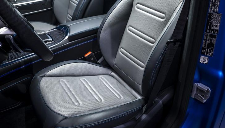 Mercedes Classe G elettrico: caratteristiche, design, abitacolo, motori, autonomia e prezzi - Foto 87 di 120