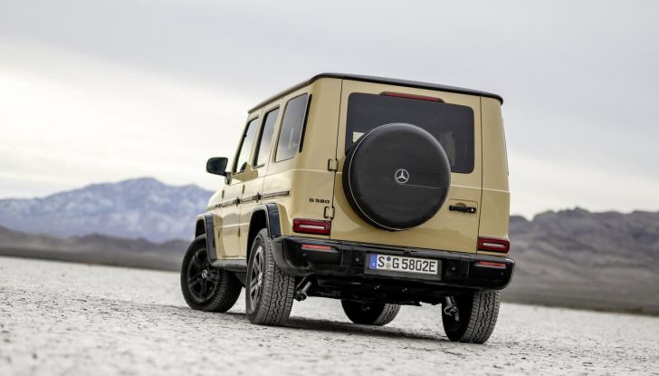 Mercedes Classe G elettrico: caratteristiche, design, abitacolo, motori, autonomia e prezzi - Foto 53 di 120