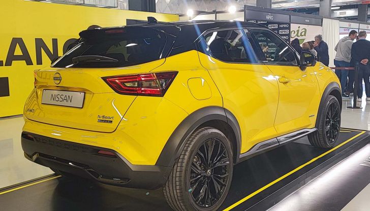 Nissan Juke 2024 in anteprima al MiCO per il Milano Running Festival - Foto 5 di 11