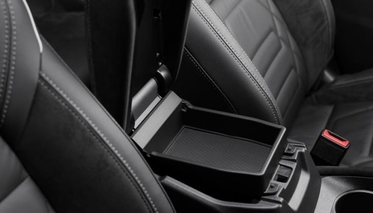 Nissan Qashqai 2024: caratteristiche, abitacolo, motori, design e novità - Foto 102 di 120