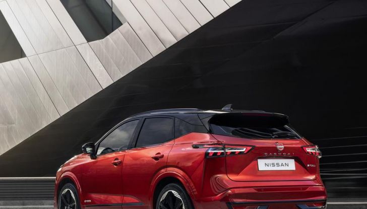 Nissan Qashqai 2024: caratteristiche, abitacolo, motori, design e novità - Foto 6 di 120