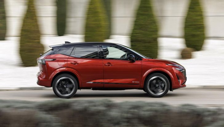 Nissan Qashqai 2024: caratteristiche, abitacolo, motori, design e novità - Foto 13 di 120