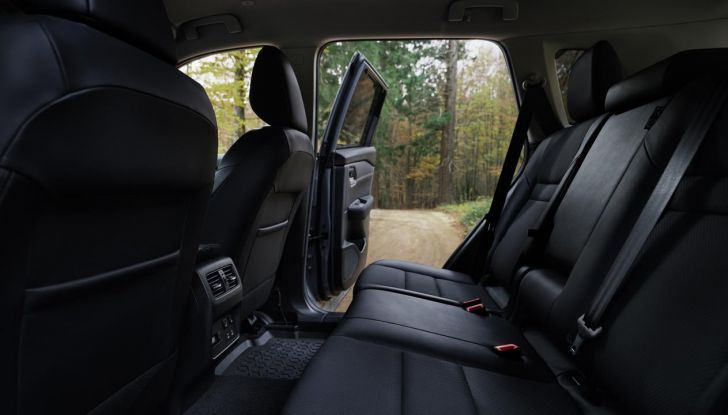 Nissan X-Trail N-Trek: svelata la nuova versione del crossover - Foto 13 di 21