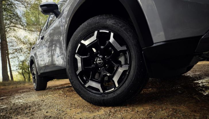 Nissan X-Trail N-Trek: svelata la nuova versione del crossover - Foto 8 di 21