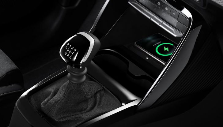 Nuova Citroën C3: è ora ordinabile nelle versioni a benzina - Foto 8 di 16