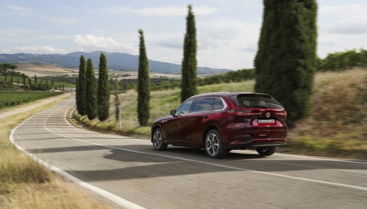 Mazda CX-80 2024: motori, allestimenti e prezzi - Foto 3 di 120