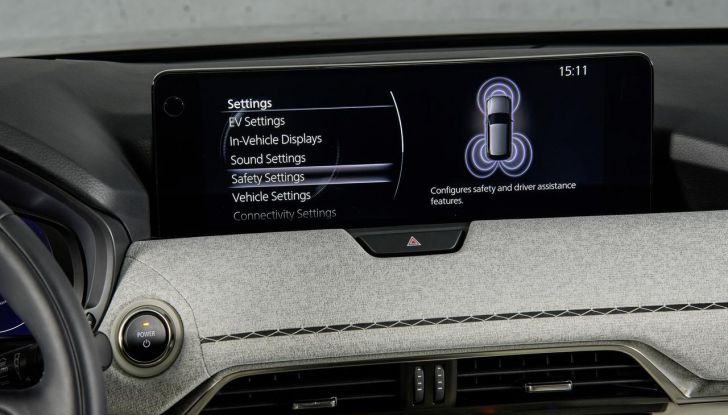 Mazda CX-80 2024: motori, allestimenti e prezzi - Foto 119 di 120