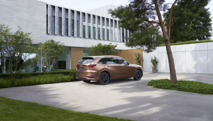 Mazda CX-80 2024: motori, allestimenti e prezzi - Foto 82 di 120