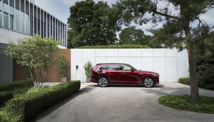 Mazda CX-80 2024: motori, allestimenti e prezzi - Foto 53 di 120