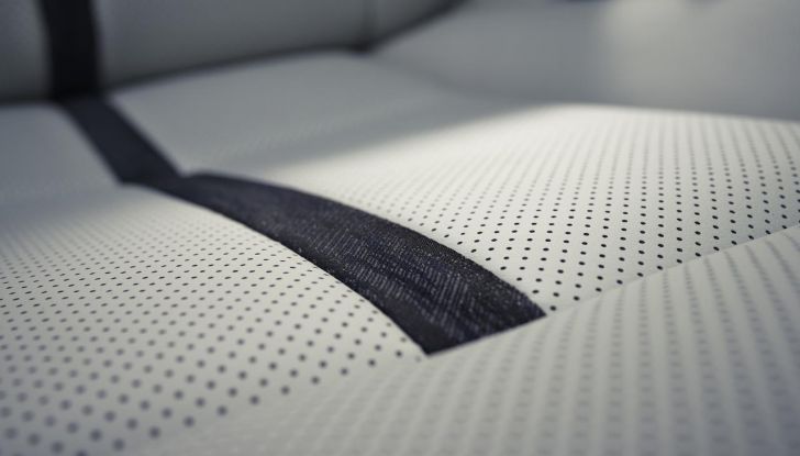 Mazda CX-80 2024: motori, allestimenti e prezzi - Foto 28 di 120