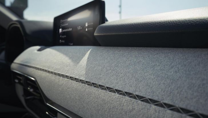 Mazda CX-80 2024: motori, allestimenti e prezzi - Foto 26 di 120