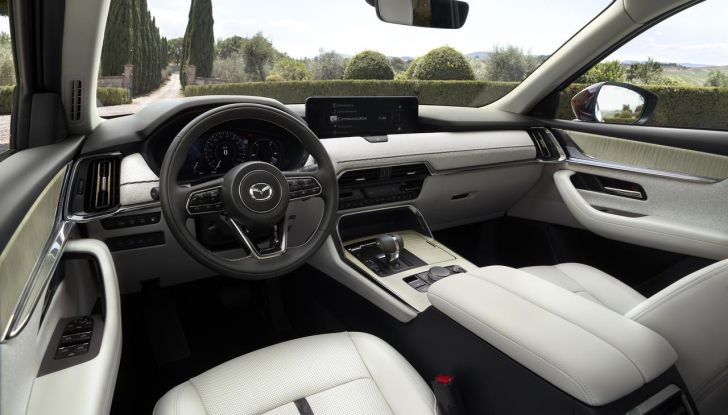 Mazda CX-80 2024: motori, allestimenti e prezzi - Foto 16 di 120