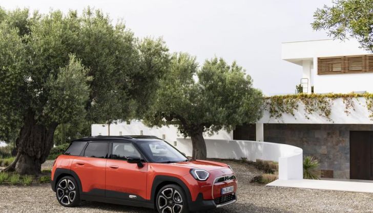Nuova Mini Aceman: caratteristiche, design, abitacolo, versioni, motori e autonomia - Foto 12 di 134