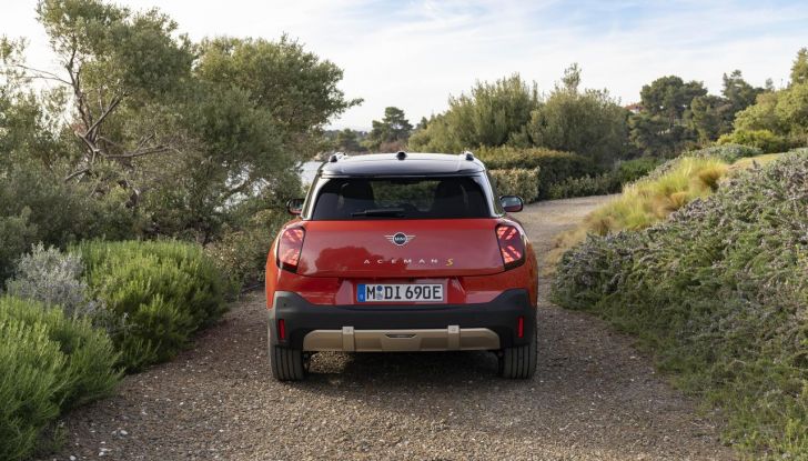 Nuova Mini Aceman: caratteristiche, design, abitacolo, versioni, motori e autonomia - Foto 58 di 134