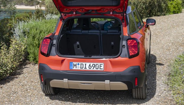 Nuova Mini Aceman: caratteristiche, design, abitacolo, versioni, motori e autonomia - Foto 125 di 134