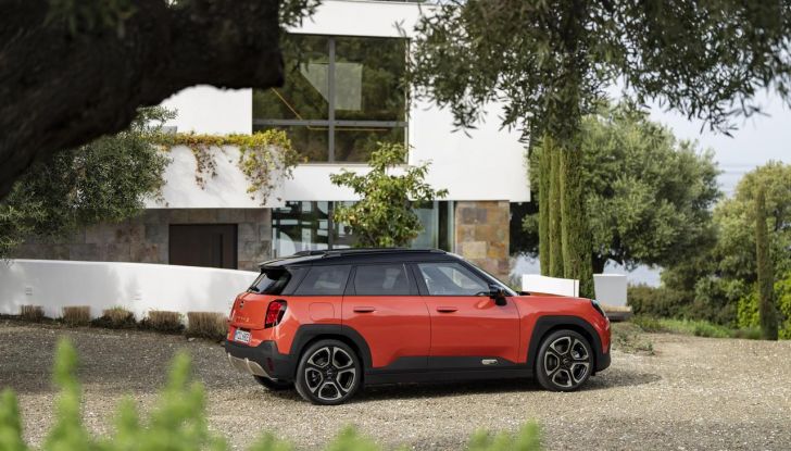 Nuova Mini Aceman: caratteristiche, design, abitacolo, versioni, motori e autonomia - Foto 19 di 134