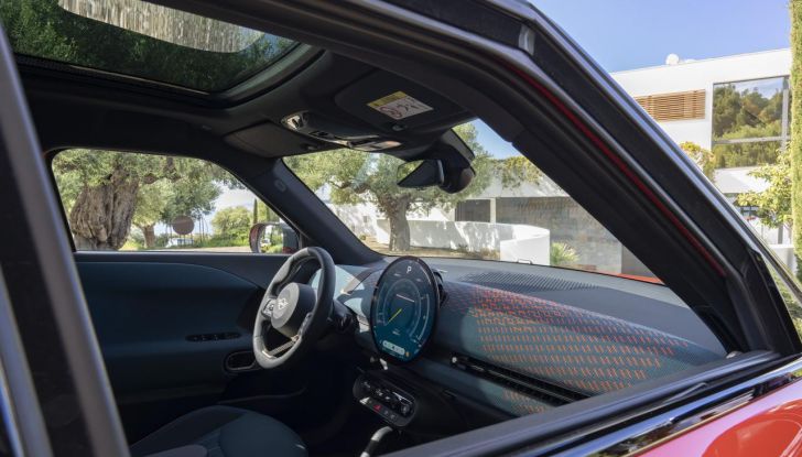 Nuova Mini Aceman: caratteristiche, design, abitacolo, versioni, motori e autonomia - Foto 107 di 134