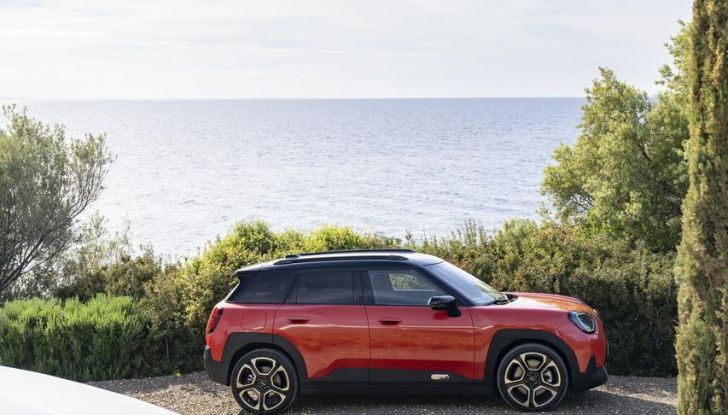 Nuova Mini Aceman: caratteristiche, design, abitacolo, versioni, motori e autonomia - Foto 46 di 134