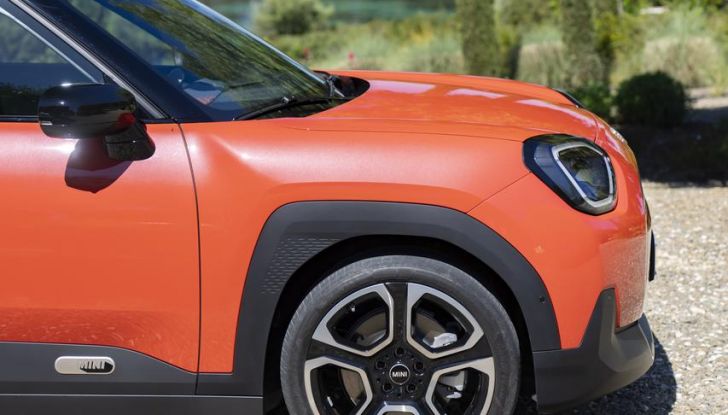 Nuova Mini Aceman: caratteristiche, design, abitacolo, versioni, motori e autonomia - Foto 101 di 134