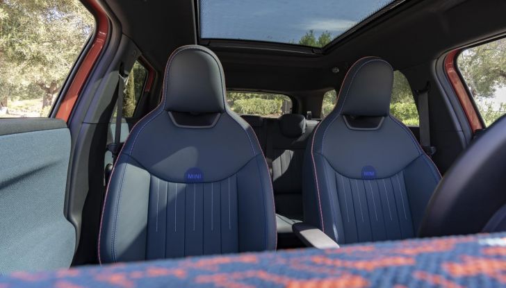 Nuova Mini Aceman: caratteristiche, design, abitacolo, versioni, motori e autonomia - Foto 114 di 134